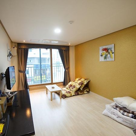 Dorcas Tourist Hostel Тхонъён Экстерьер фото